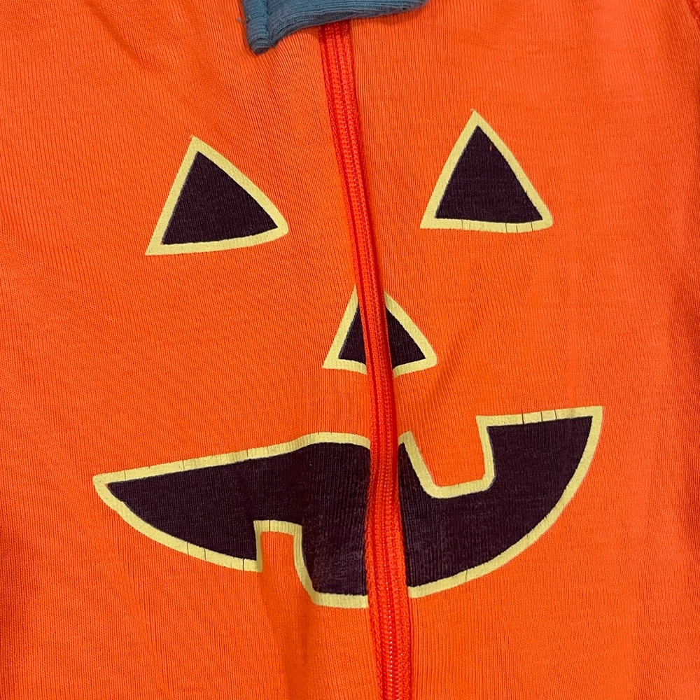 Hanna Andersson Halloween Jack-O-Lantern Zipper Pajama - Picture 5 of 9